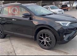 تۆیۆتا ڕاڤ 4